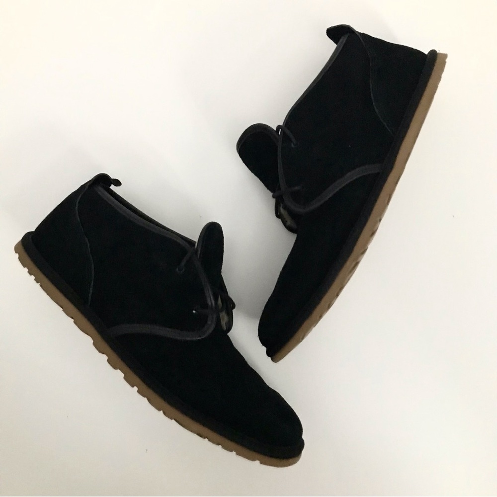 UGG Maksim Chukka Boot Black Suede